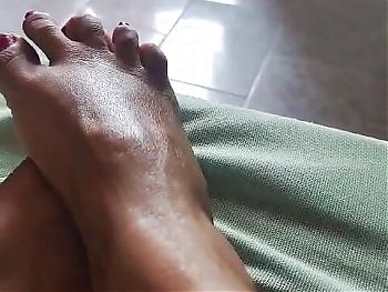 feet massage hot brunette milf fetish